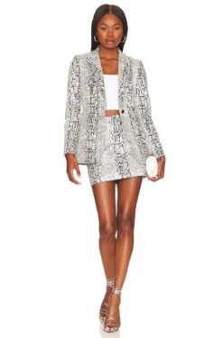 Alice + Olivia Breann Faux Snake Blazer Off White & Black 9 Alice + Olivia Breann Faux Snake Blazer Off White & Black -Alice + Olivia Shop ALI WO189 V5